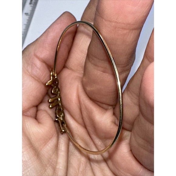 Childs Bracelet Bella Star Spell Out GOld Tone Stamped LE Bangle - Picture 4 of 9